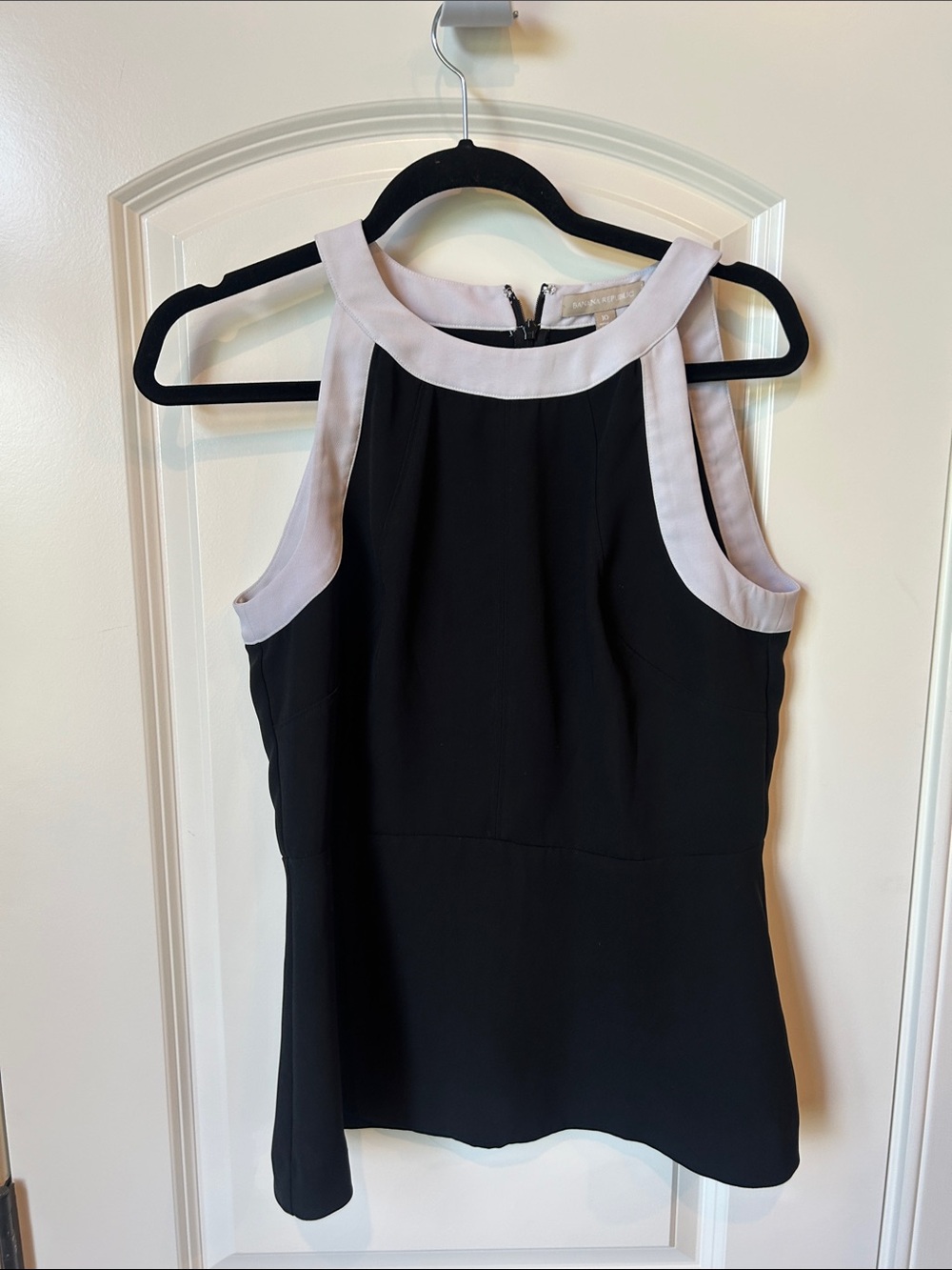 Banana Republic Black and Light Pink Sleeveless Contrast Trim Top